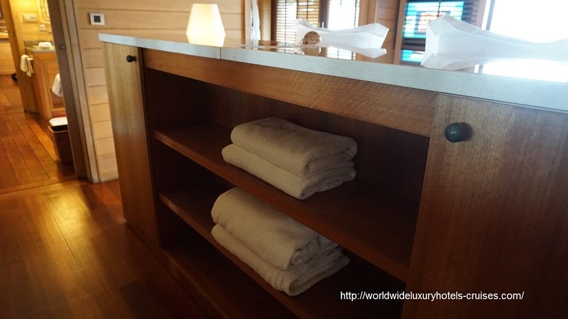 Four Seasons Resort Bora Bora overwater bungalow snorkel room bath bed Tahiti Society Islands Luxury Travel Virtuoso Izumi Ogawa Trip agent vacation advisor Vision French Polynesia Cruise ship boat Bora Bora ocean water sand beach